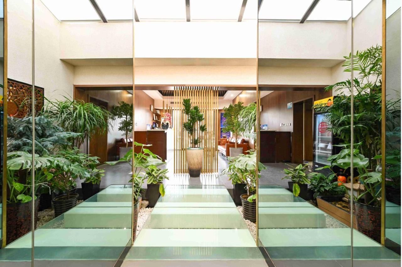 Xingshe Alley Courtyard Hotel Beijing Wangfujing Forbidden City Branch - Breakfast Included & English Speaking Reception & Free Wifi And Laundry Room & Hutong Culture & Cat-Keeping & Flower-Growing Terrace & One Day Tour Service & Free Coffee 외부 사진