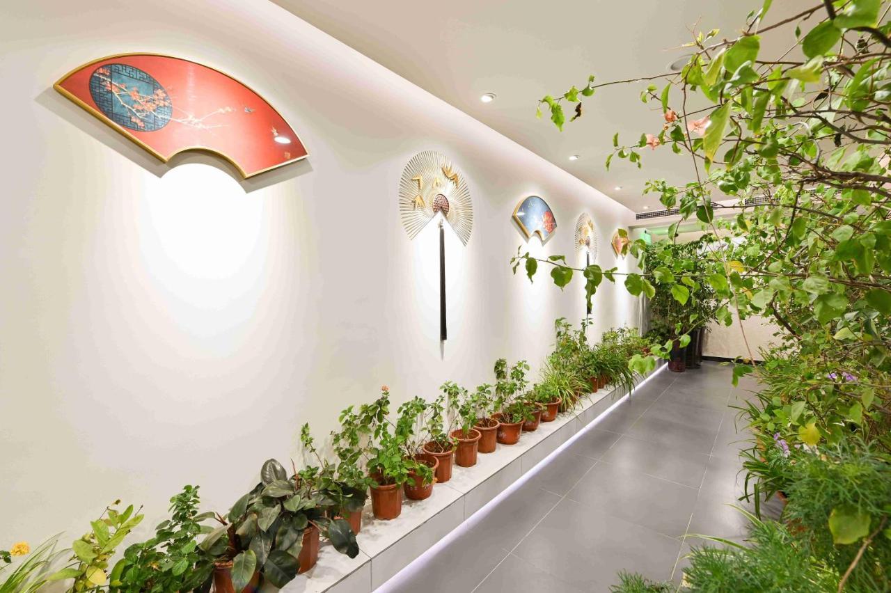 Xingshe Alley Courtyard Hotel Beijing Wangfujing Forbidden City Branch - Breakfast Included & English Speaking Reception & Free Wifi And Laundry Room & Hutong Culture & Cat-Keeping & Flower-Growing Terrace & One Day Tour Service & Free Coffee 외부 사진