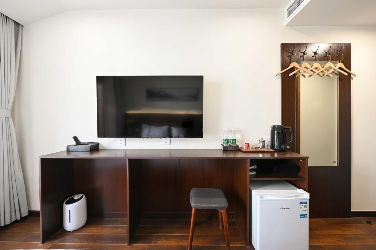 Xingshe Alley Courtyard Hotel Beijing Wangfujing Forbidden City Branch - Breakfast Included & English Speaking Reception & Free Wifi And Laundry Room & Hutong Culture & Cat-Keeping & Flower-Growing Terrace & One Day Tour Service & Free Coffee 외부 사진