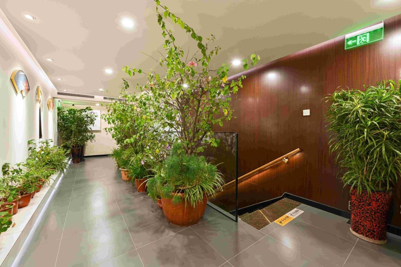 Xingshe Alley Courtyard Hotel Beijing Wangfujing Forbidden City Branch - Breakfast Included & English Speaking Reception & Free Wifi And Laundry Room & Hutong Culture & Cat-Keeping & Flower-Growing Terrace & One Day Tour Service & Free Coffee 외부 사진
