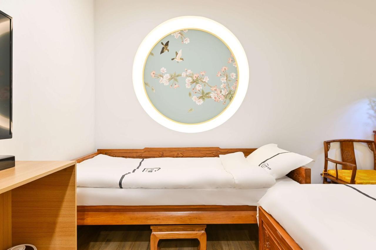 Xingshe Alley Courtyard Hotel Beijing Wangfujing Forbidden City Branch - Breakfast Included & English Speaking Reception & Free Wifi And Laundry Room & Hutong Culture & Cat-Keeping & Flower-Growing Terrace & One Day Tour Service & Free Coffee 외부 사진
